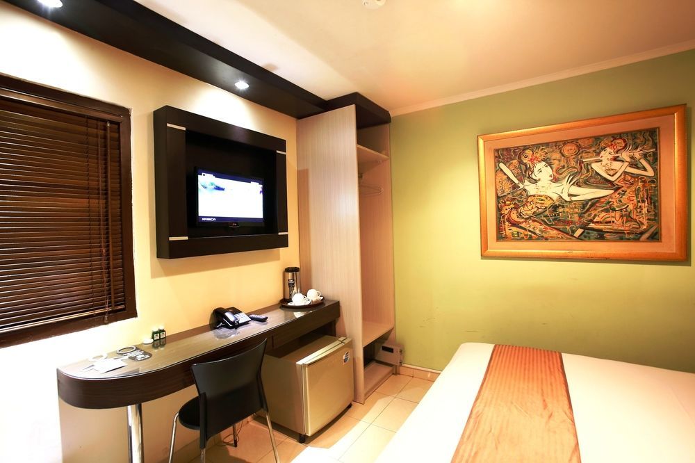 Reddoorz Plus @ Karet Setiabudi Jakarta Luaran gambar