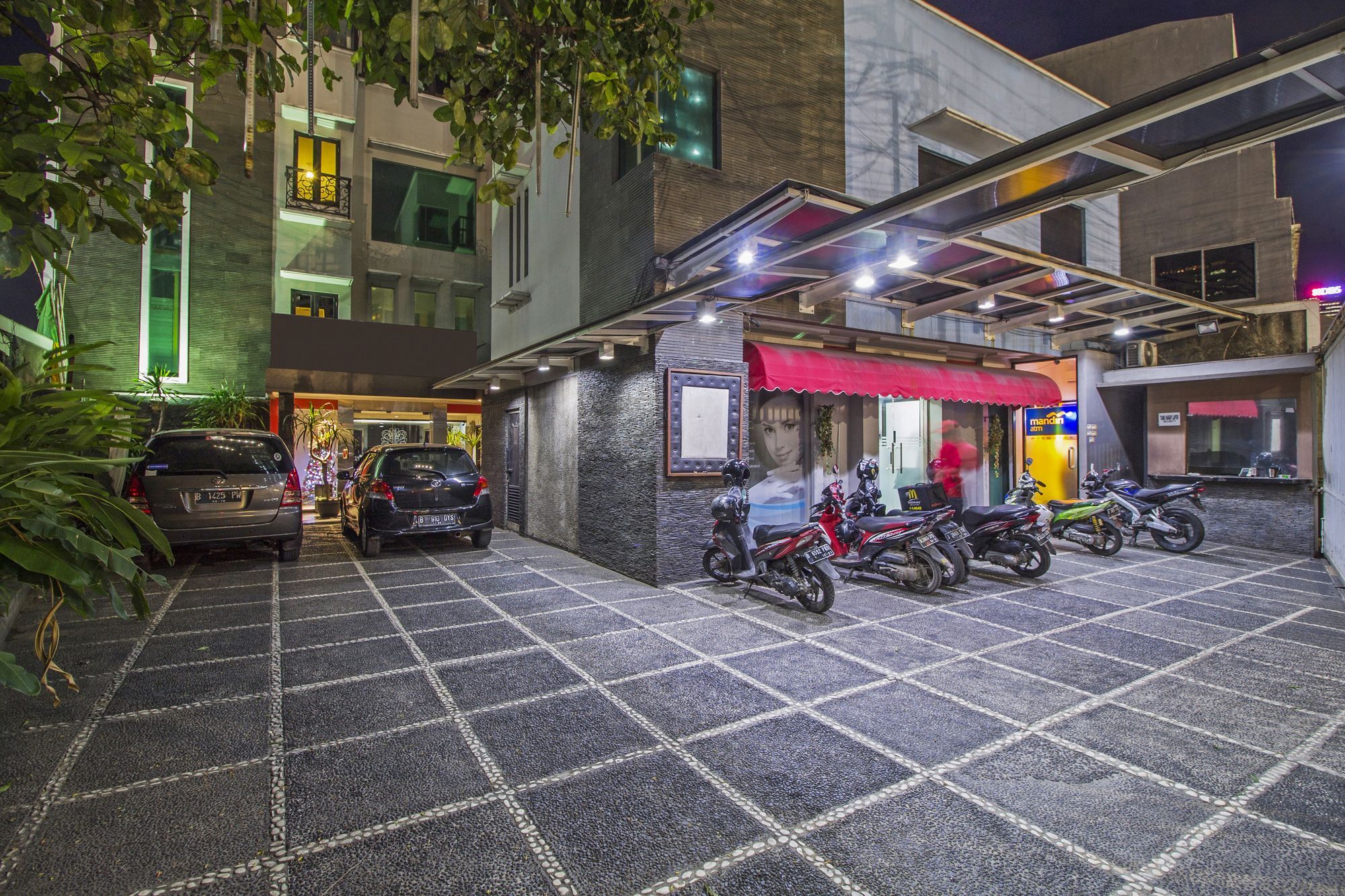 Reddoorz Plus @ Karet Setiabudi Jakarta Luaran gambar